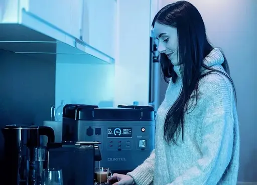 Портативная автономная зарядная станция Oukitel P2001 2000 Вт - фото 5