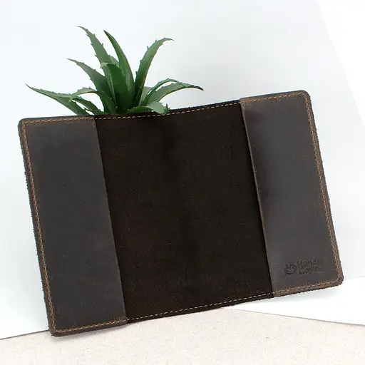 Обложка на паспорт кожаная HandyCover HC0073 коричневая - фото 2