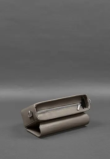 Женская кожаная сумка Mary темно-бежевая - фото 8