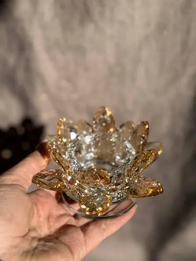 Подсвечник HP-4-91 крутящийся лотос стеклянный на одну свечу 11 x 11 x 6 см Золотистый - фото 2