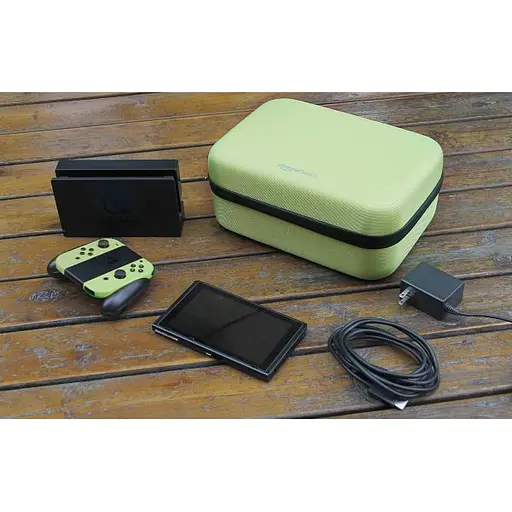 Кейс Amazon Basics Storage and Travel Case (Neon Yellow) (Nintendo Switch/ Switch Lite/ Switch OLED model) - фото 7