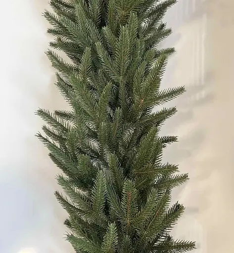 Хвойная литая гирлянда Сказка (Зеленая) 1.5м