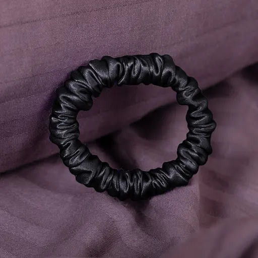 Шовкова резинка для волосся Чумацький Шлях підвищеної еластичності та міцності Розмір S в Подарунковій упаковці Чорна (1207-02) - фото 4