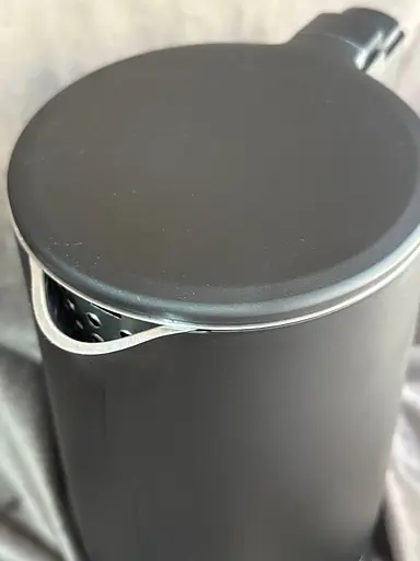 Электрочайник с вращением на 360° EKS-25020 Grunhelm 1.7л 2200Вт Черный - фото 4