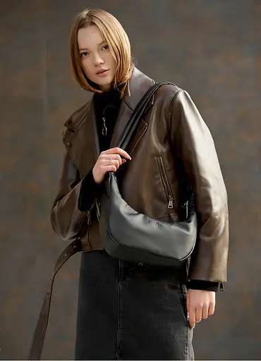 Женская сумка Sambag HOBO S черный 30 х 13 х 8 см (53100001) - фото 1