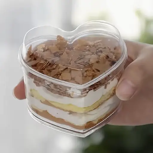 Пластиковая прозрачная коробка контейнер для десертов с крышкой в форме сердца 9х8.5х2.5 см для многоразового использования УЦЕНКА Прозрачный u88309 - фото 6