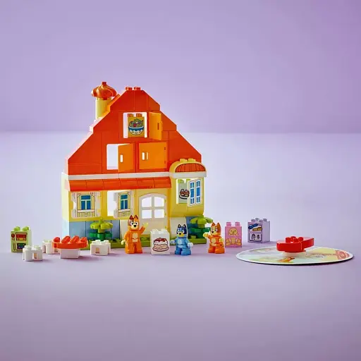 Конструктор LEGO DUPLO Bluey Семейный дом Блуи с игрой на запоминание 83 детали (10459) - фото 4