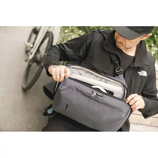 Антикидный рюкзак Pacsafe X 13" 11 л commuter backpack графитовый (30665144) - фото 9
