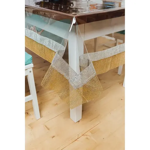 Скатерть силиконовая с серебряно-золотой стразовой лентой 290х190 см