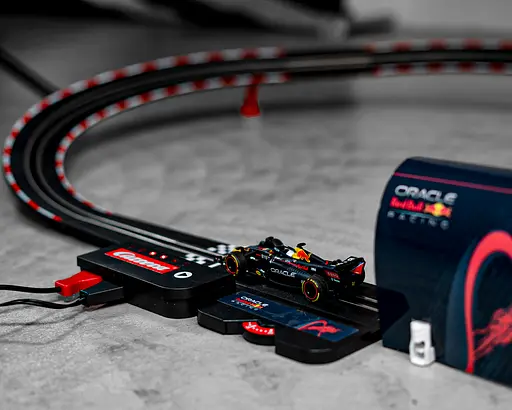 Гоночная трасса Carrera Pure Red Bull Power Formula черный 20068002 - фото 3