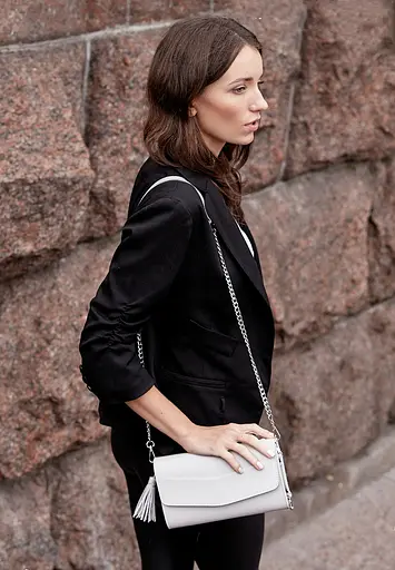 Біла шкіряна жіноча сумка Еліс - фото 8