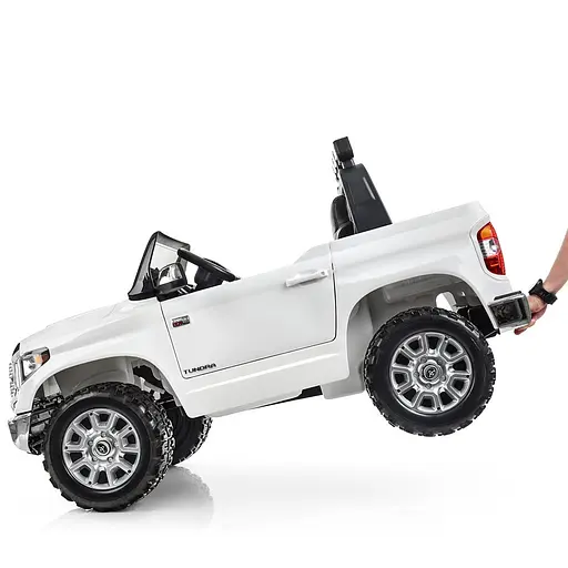 Електромобіль дитячий Bambi JJ2266AEBLR-1 Racer Toyota з багажником з музикою і катафотами Білий - фото 4