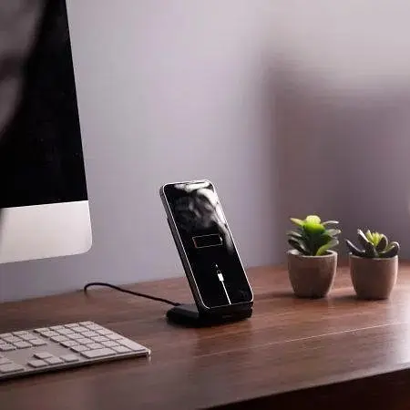 Підставка бездротового зарядного пристрою Olixar 15W - чорний - фото 5