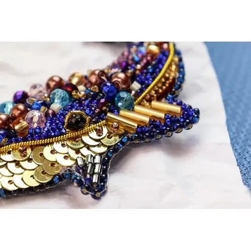 Набір для вишивання бісером прикраси "Синій кит" AD-239 на натуральному полотні - фото 3