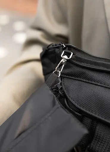 Большая женская поясная сумка бананка Sambag DynamicDart черная 38×21×7 см (80411701) - фото 7