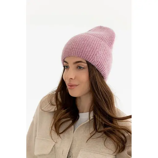 Женская вязаная шапка ангора 80% с орнаментом и флисовой подкладкой Пудровый - фото 1