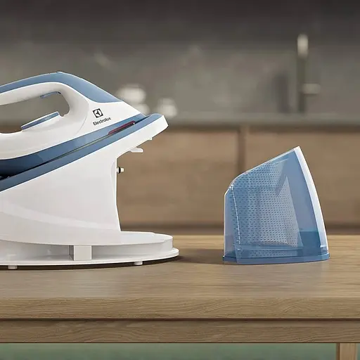 Праска з парогенератором Electrolux E5ST1-2DB - фото 3