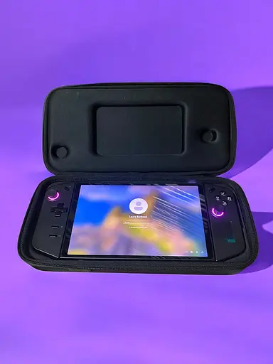 Портативная игровая консоль Lenovo Legion Go 512GB, карманная игровая приставка - фото 3