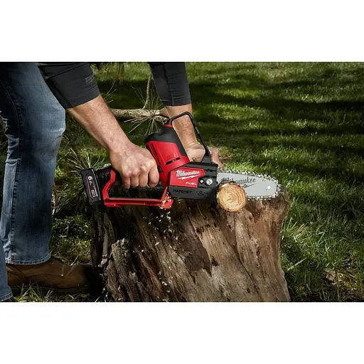 Пила цепная Milwaukee M12 FHS-0 12В шина 15 см аккумуляторная без АКБ и ЗУ (4933472211) - фото 9