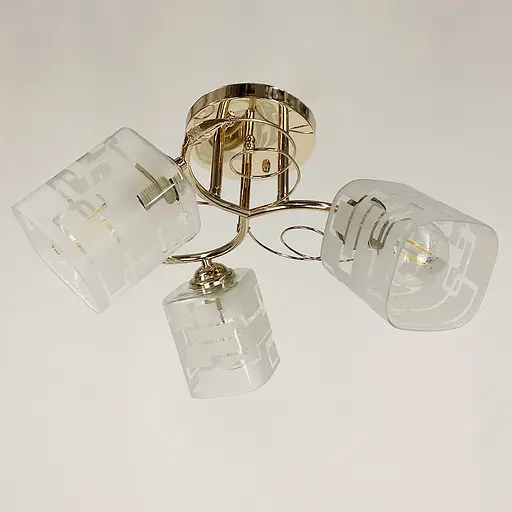 Люстра в золотому корпусі на 3 квадратних плафони | Line F | Арт. 6671/3 B GD - фото 1