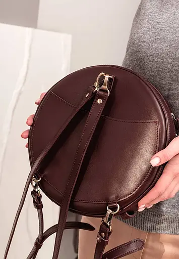 Кожаная женская круглая сумка-рюкзак Maxi бордовая - фото 10