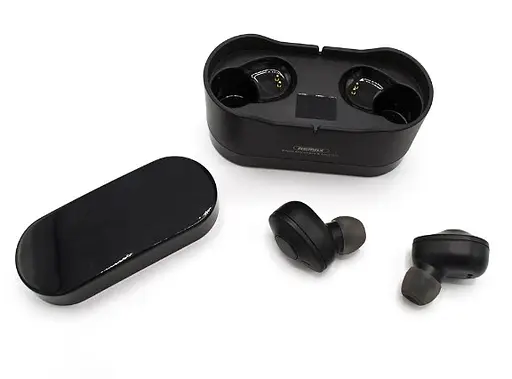 Бездротова Bluetooth стерео гарнітура Remax TWS-22 з кейсом Чорний - фото 6