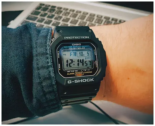 Часы наручные мужские Casio G-5600UE-1 Солнечная батарея - фото 5