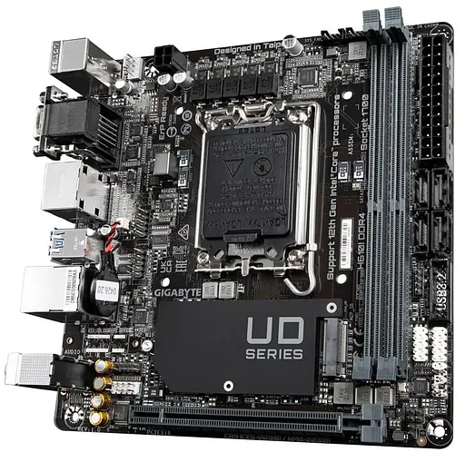 Материнская плата Gigabyte H610I DDR4 (H610I DDR4) (Socket 1700, Intel H610, Mini-ITX) - фото 2