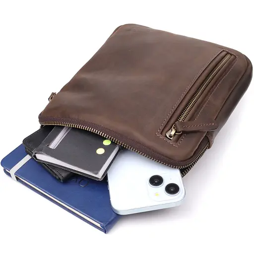 Практичная сумка для мужчин на плечо из натуральной винтажной кожи SHVIGEL 20х22х4 см sum0027429 - фото 8