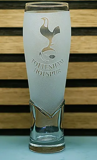 Пивний келих крафтовий 440 мл ФК Тоттенгем  Tottenham Hotspur з гравіюванням подарунок для фаната футбольна кружка - фото 1