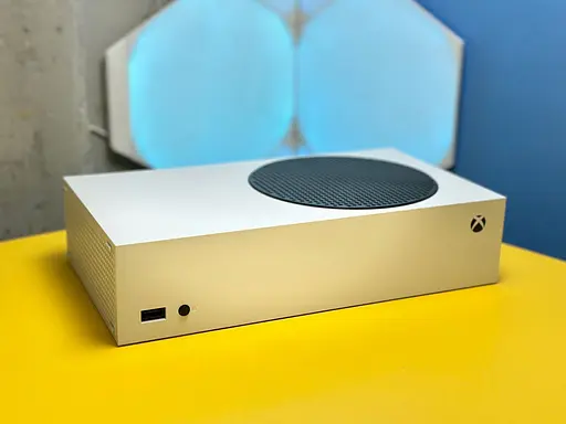 Игровая консоль Microsoft Xbox Series S 512GB White UA (4721) Б/У [147239] - фото 3