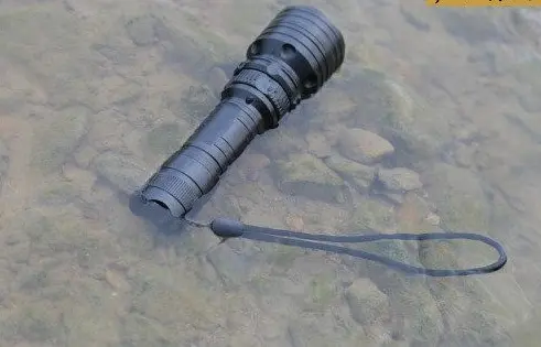 Подводный водонепроницаемый противоударный фонарь Police 8791 Т6 для дайвинга - фото 6