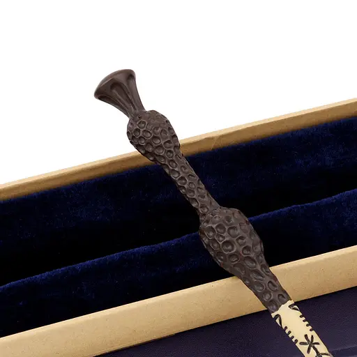 Чарівна паличка Дамблдора з металевим сердечником у фіолетовій упаковці 35 см НР 6.110 - фото 3