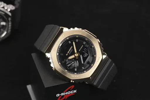 Часы Casio G-Shock GM-2100G-1A9ER - фото 2