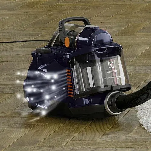 Пылесос безмешковый Electrolux ESPC71DB - фото 5