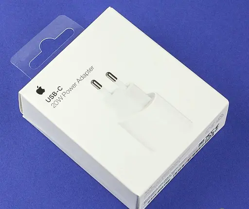 Travel Charger Apple for iPhone 20W USB-C Power Adapter - фото 1