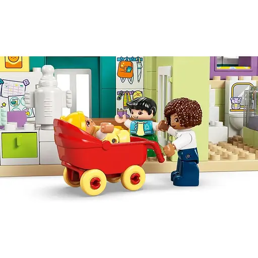 Уценка. Конструктор LEGO DUPLO Town Современный семейный дом с фигурками 3 в 1, 166 деталей (10470) - фото 12