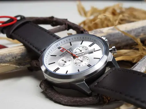 Часы Swiss Military-Hanowa Chrono Classic II 06-4332.04.001 - фото 4