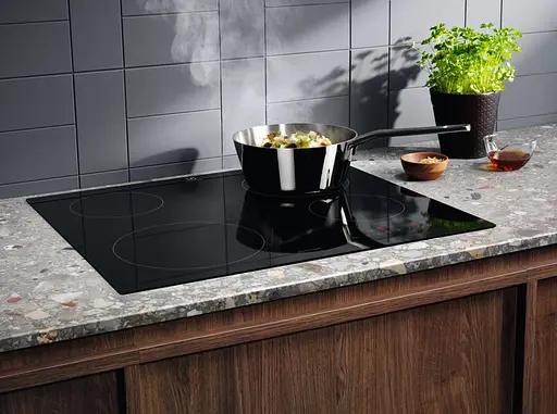 Варильна поверхня індукційна Electrolux 60 см чорний - фото 2