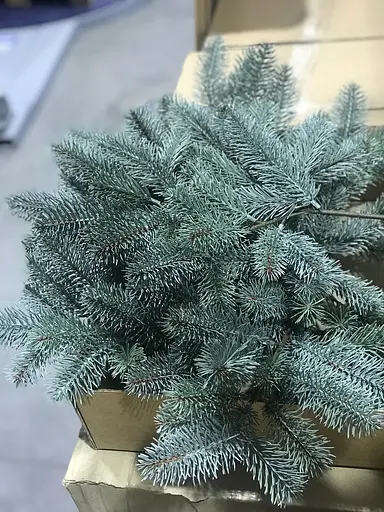 Ветка хвойная Hvoya Premium литая голубая 53 см 3 шт. - фото 3