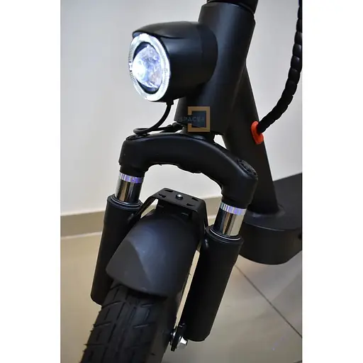 Електросамокат Crosser E9 Max Perforation з вилкою 10 дюймів (15Ah/600W) Білий - фото 7
