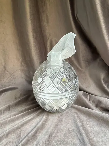 Салфеточница стеклянная Yiwu HP-4-110 с рельефной поверхностью настольная 17x15 см Прозрачный - фото 2