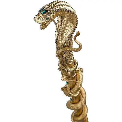 Тростина Володарка змій - фото 1