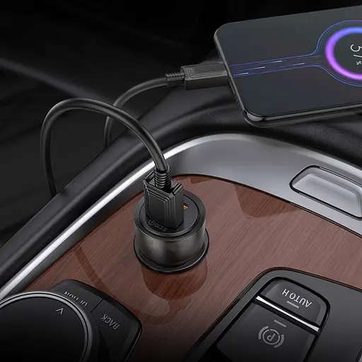 Автомобільний зарядний пристрій Hoco Z52 38Вт 2 x USB QC3.0 + PD чорний - фото 2