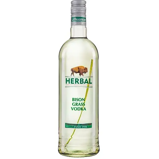 Алкогольный напиток Herbal Bison Grass Vodka на основе водки и настоя Зубровки 40% 1 л
