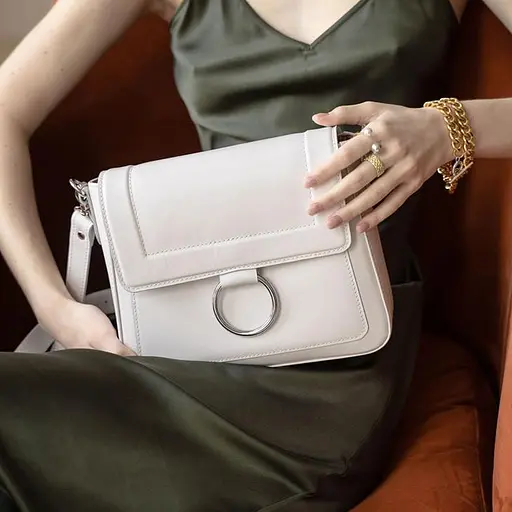 Женская кожаная сумка Jessie белая - фото 4