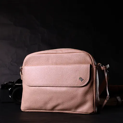 Кожаная женская сумка Grande Pelle 23х17х7 см sum0023603 - фото 7