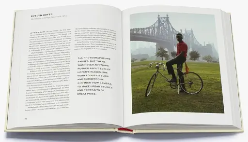 On Photographs - фото 4