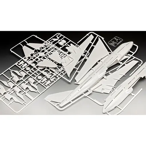 Збірна модель-копія Revell Літак Boeing 747-400 Iron Maiden Ed Force One 1:144 (RVL-03780) - фото 5