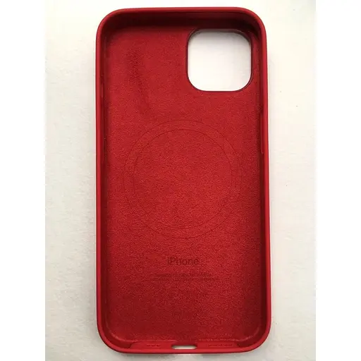 Оригинальный силиконовый чехол Apple Silicone Case MagSafe для iPhone 13 Red MM2C3ZE/A - фото 7